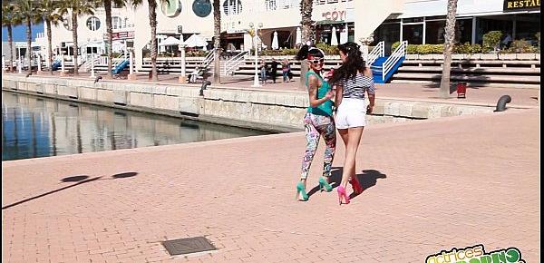  Una buena polla en cada puerto - Sex with young girl at the port